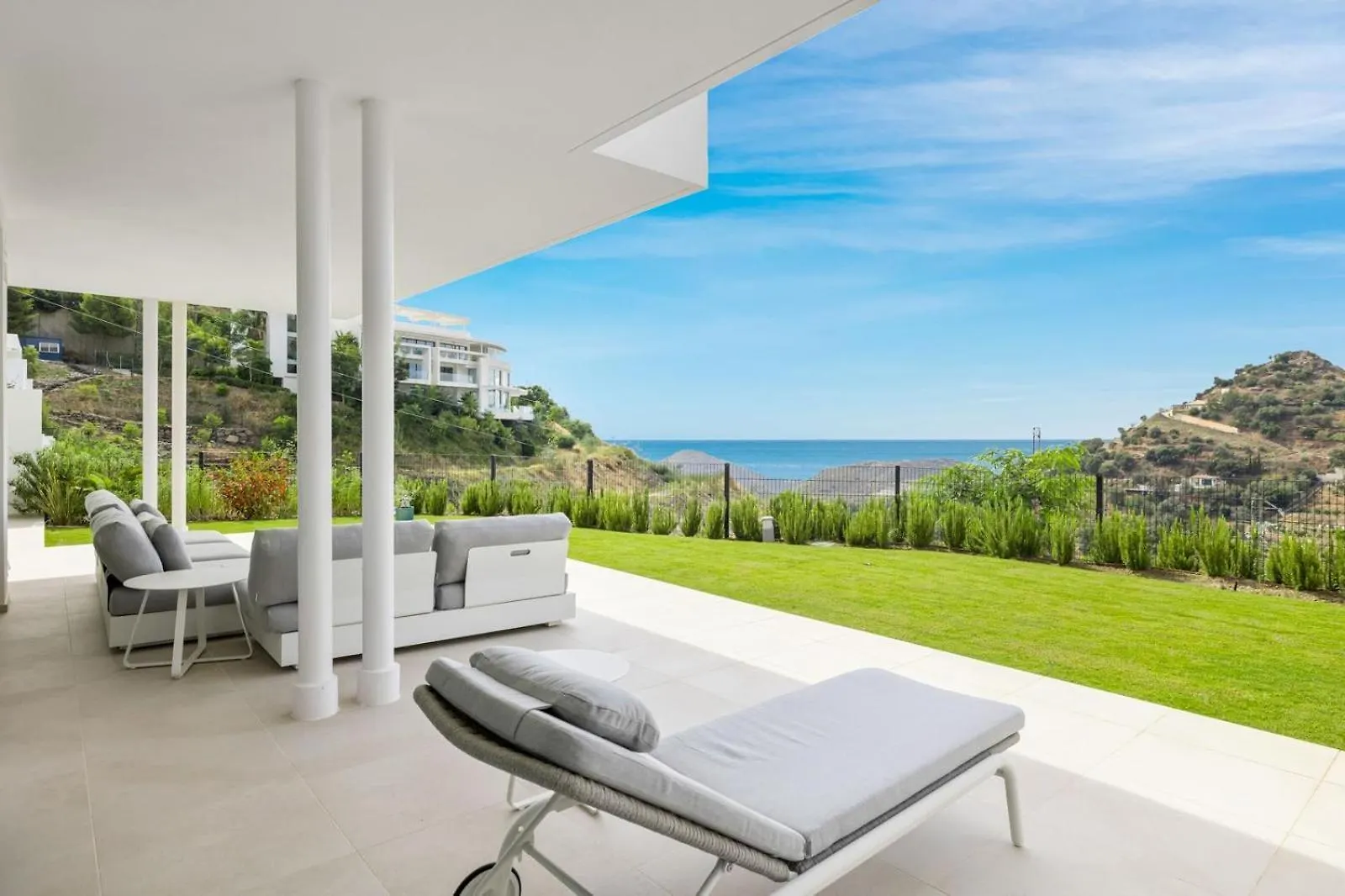 Apartment Hillside Flat With Pool In Palo Alto By Costarentals - Ref M49 Marbella Spain