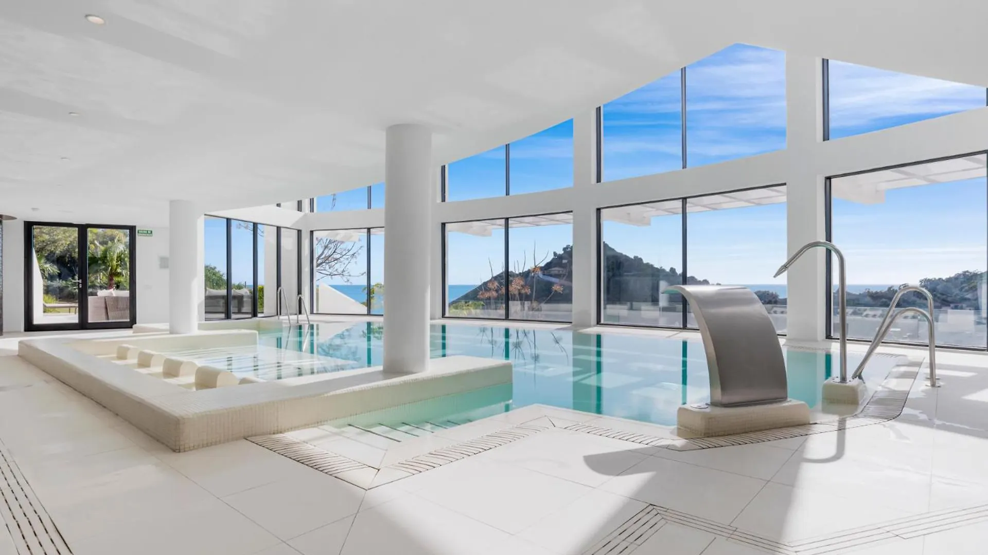 Hillside Flat With Pool In Palo Alto By Costarentals - Ref M49 Marbella