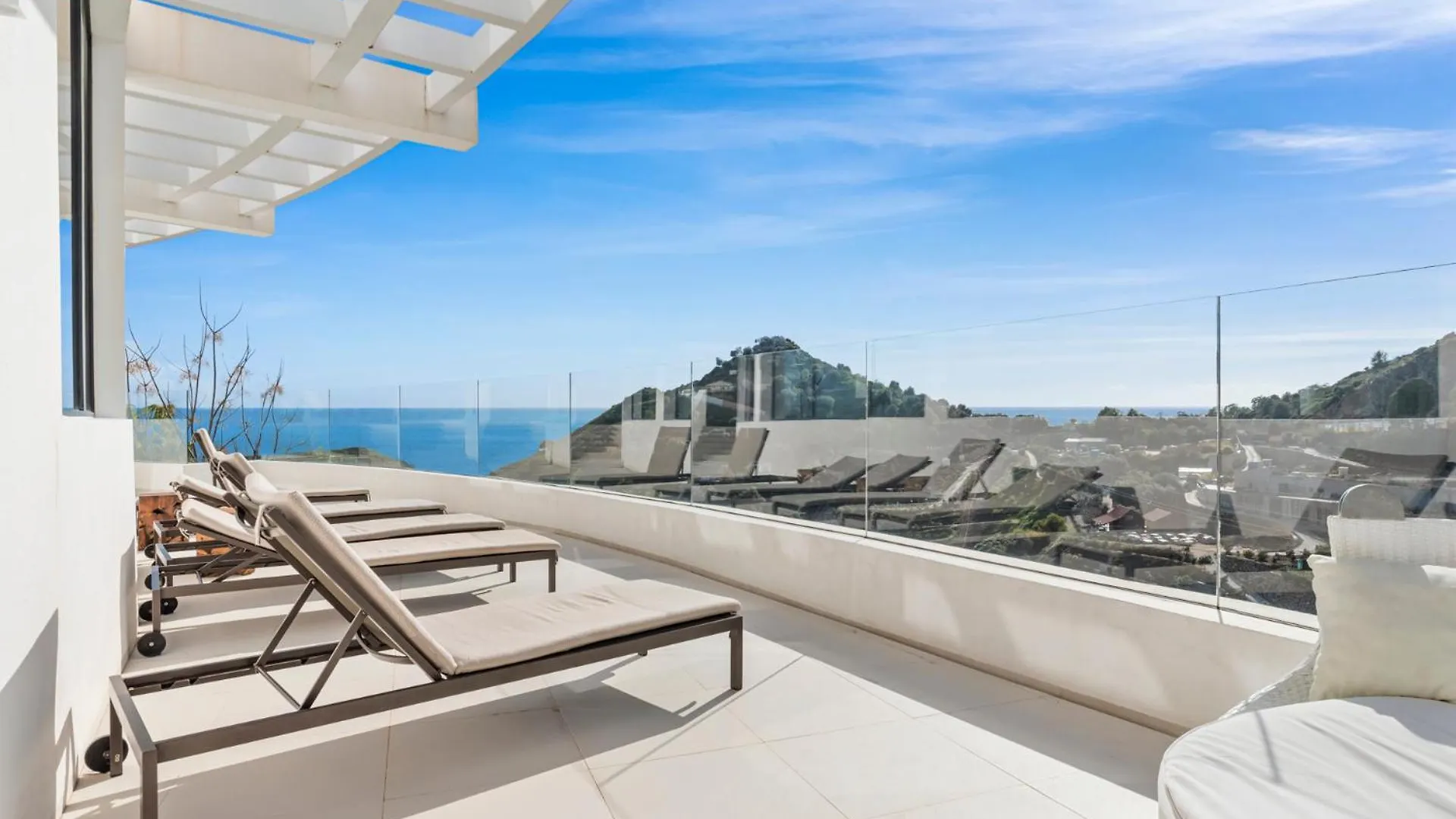 Hillside Flat With Pool In Palo Alto By Costarentals - Ref M49 Marbella 0*,  Spain